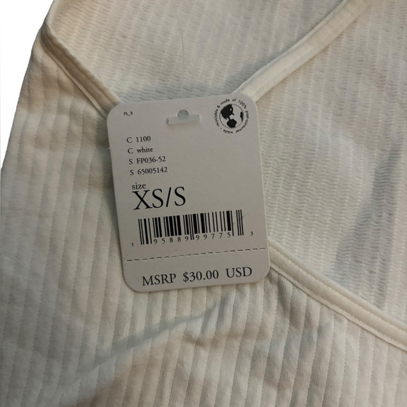 FreePeople Intimately white racer back tank size XS NWT - Picture 3 of 3